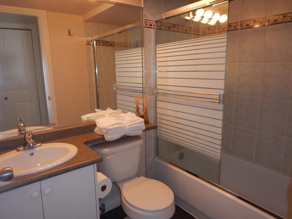Clean And Quiet 2 Bdr 2 Bthr Private Entrance Entire Guests Suite Near Coquitlam Center Mall And Skytrain Habitación foto